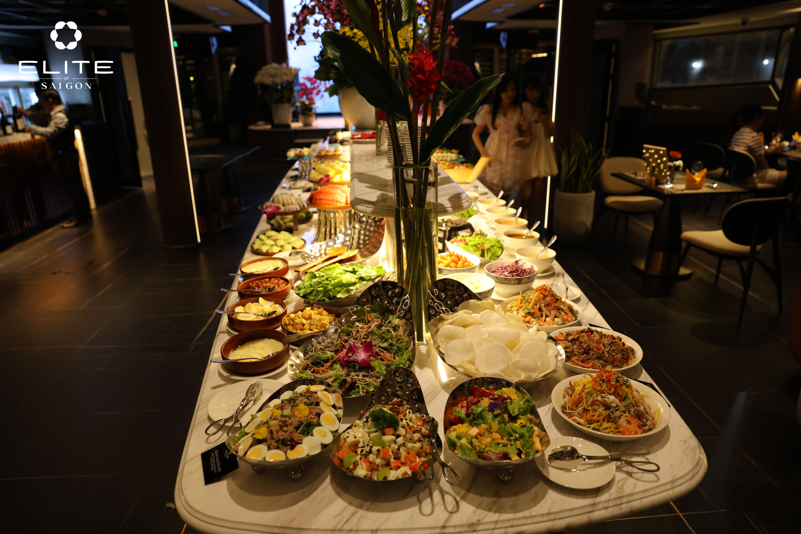 MON AN BUFFET ELITE OF SAIGON scaled
