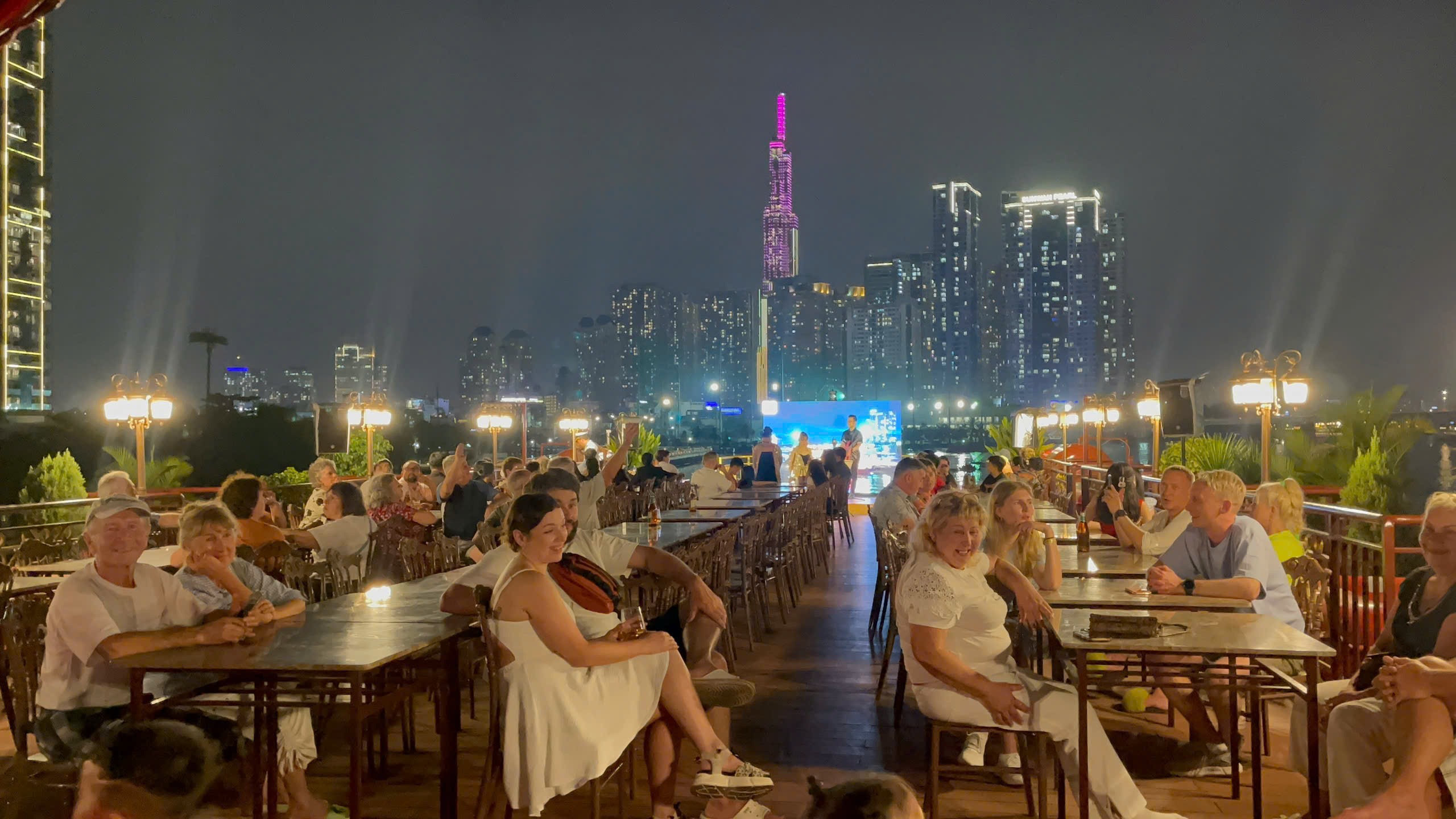 VIEW SAN THUONG TAU INDOCHINA STAR